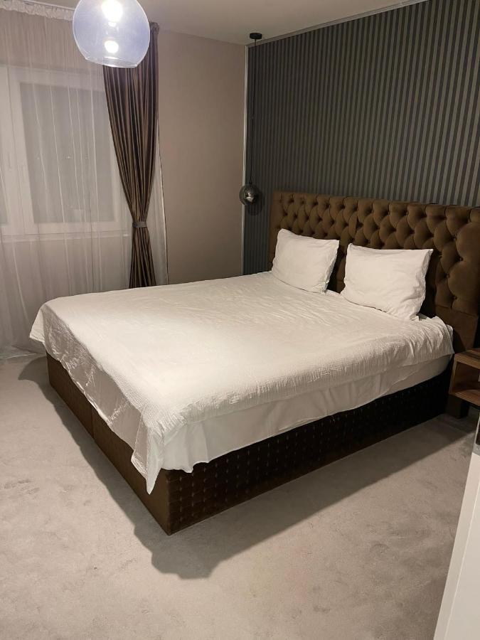 Ferienwohnung Gavas Jacuzzi & Panoramic View Cluj-Napoca Exterior foto